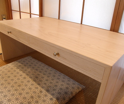 low desk2.jpg
